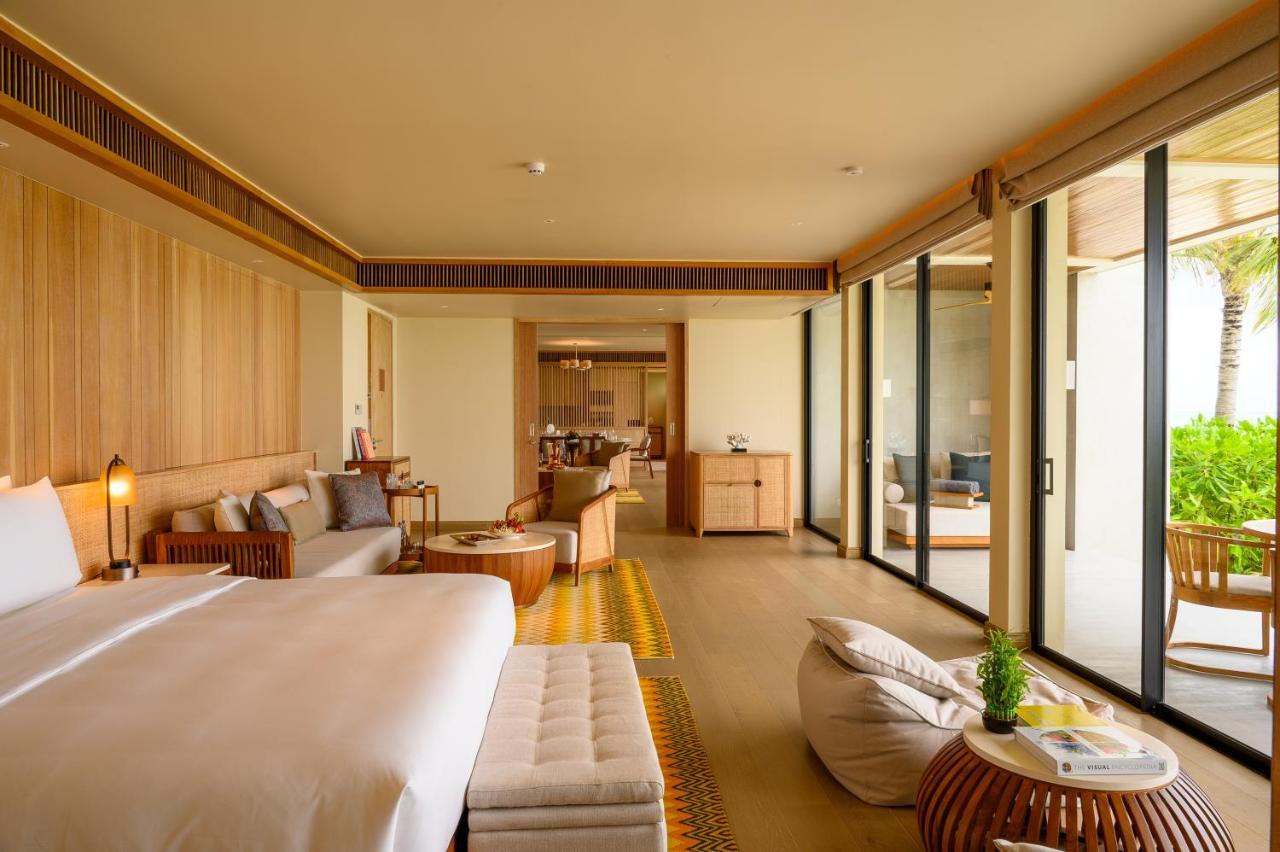 Kuda Villingili Maldives Resort